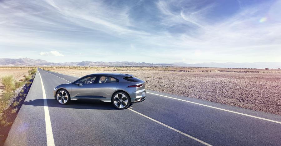  Jaguar I-Pace Concept 2016 года  (фото 16 из 91)